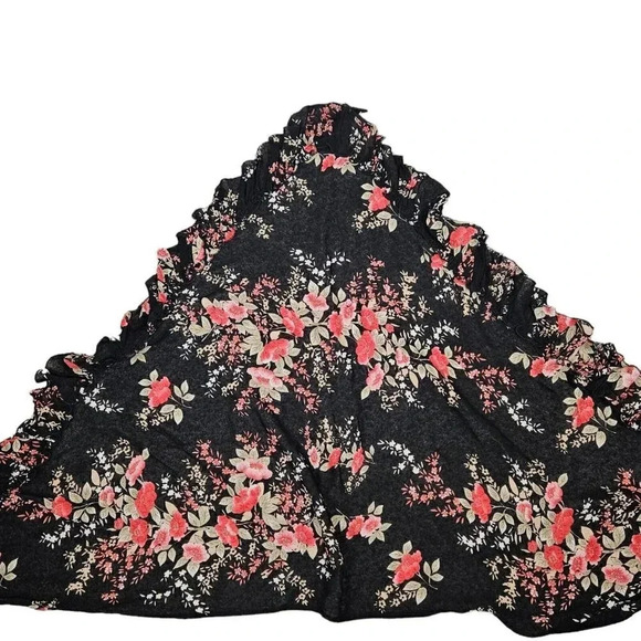 Floral Print Triangle Ruffled Scarf Black Red Shawl Accessory‎ - Picture 3 of 8